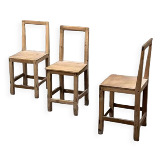 Trio chaises minimalistes populaires alpes