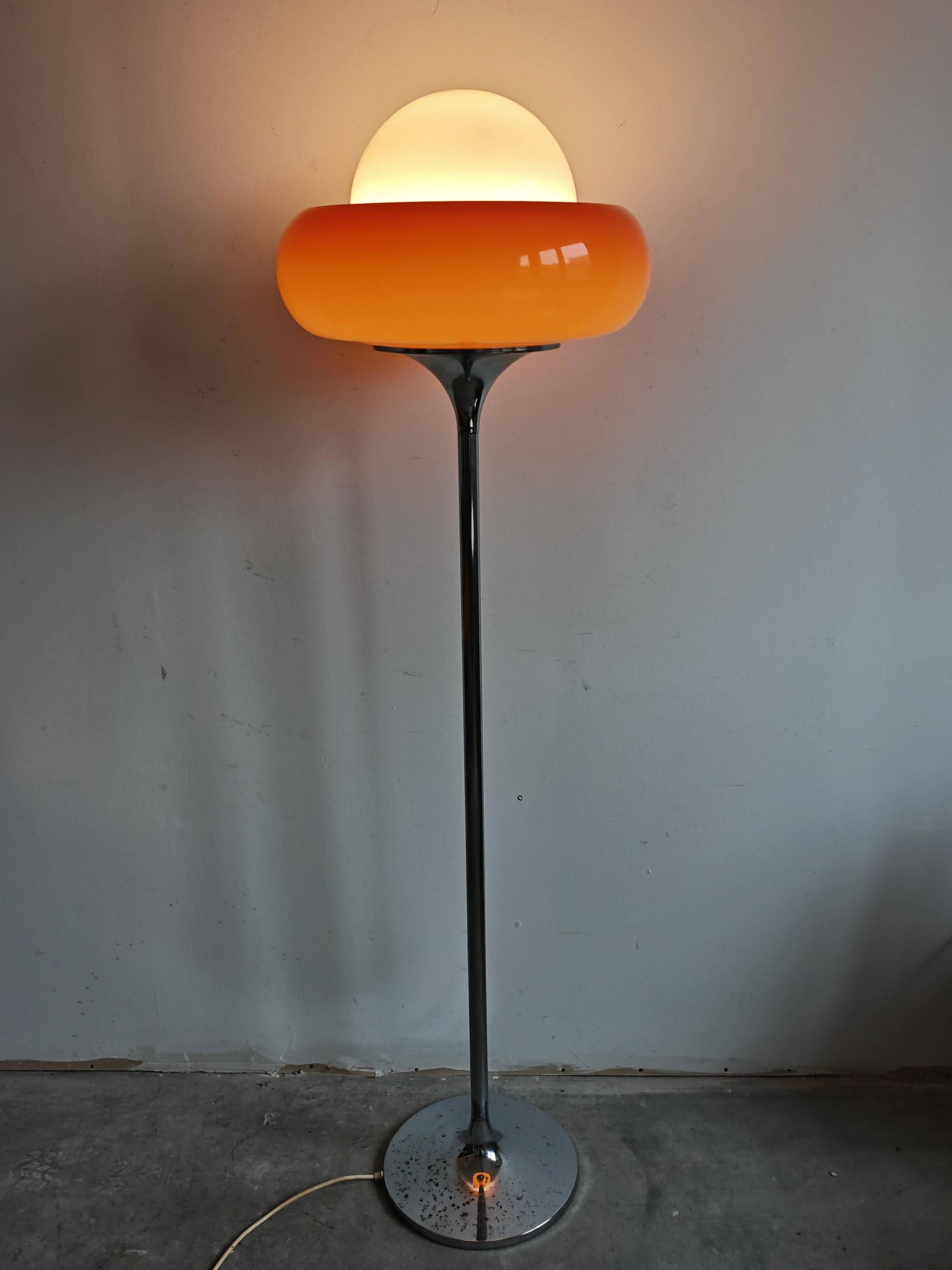 Mid Century Modern Floor Lamp "Jadran" or "Tulip" by Harvey Guzzini