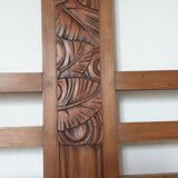 Wall-mounted coat rack