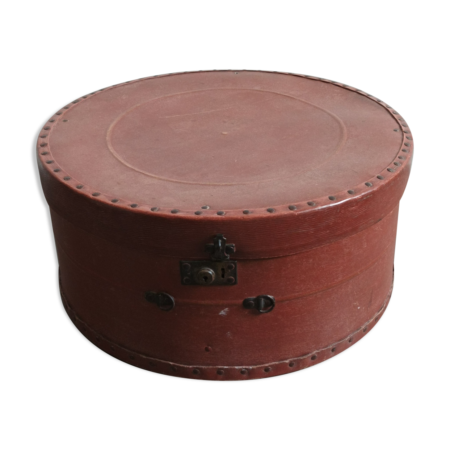 Hat box