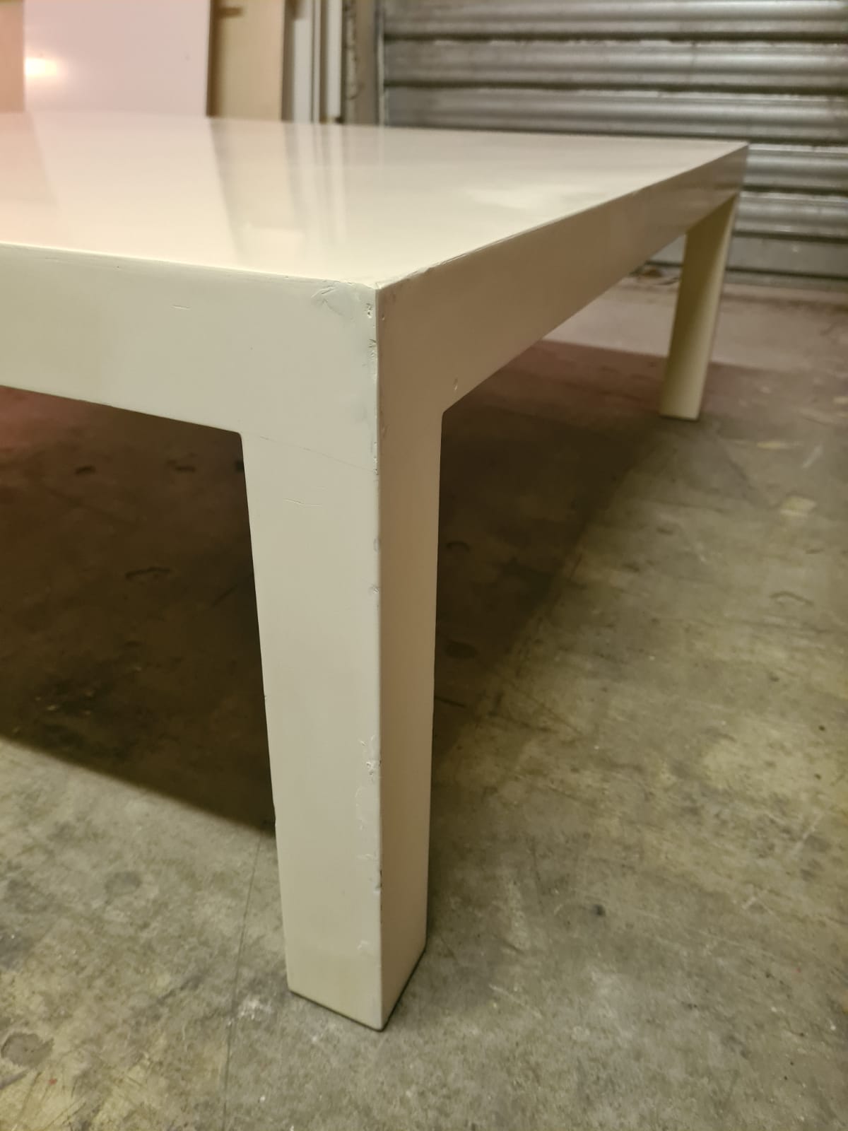 Table basse vintage bois massif