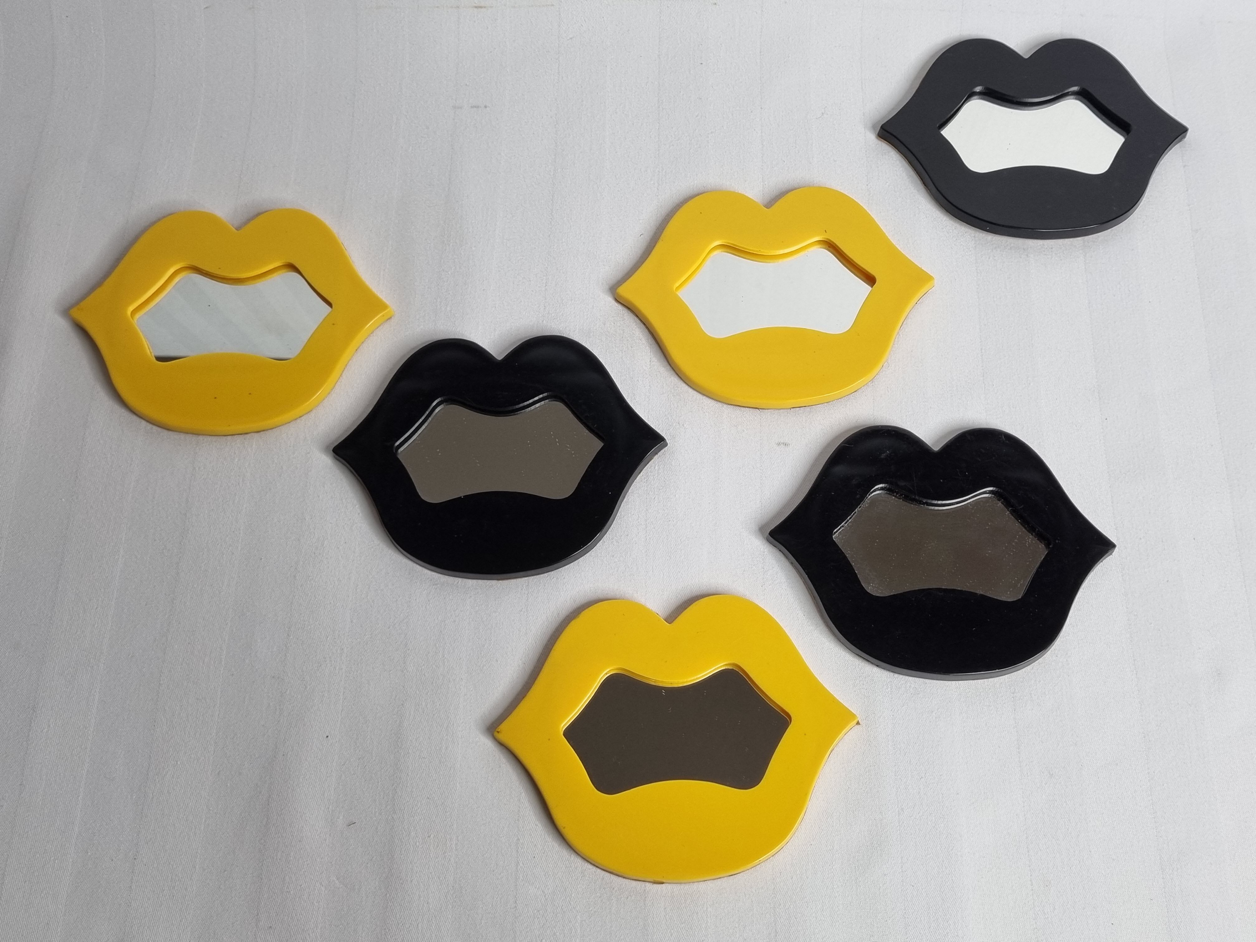 Set of 6 vintage mirrors "Marilyne" creation Samson, black and yellow, 70s