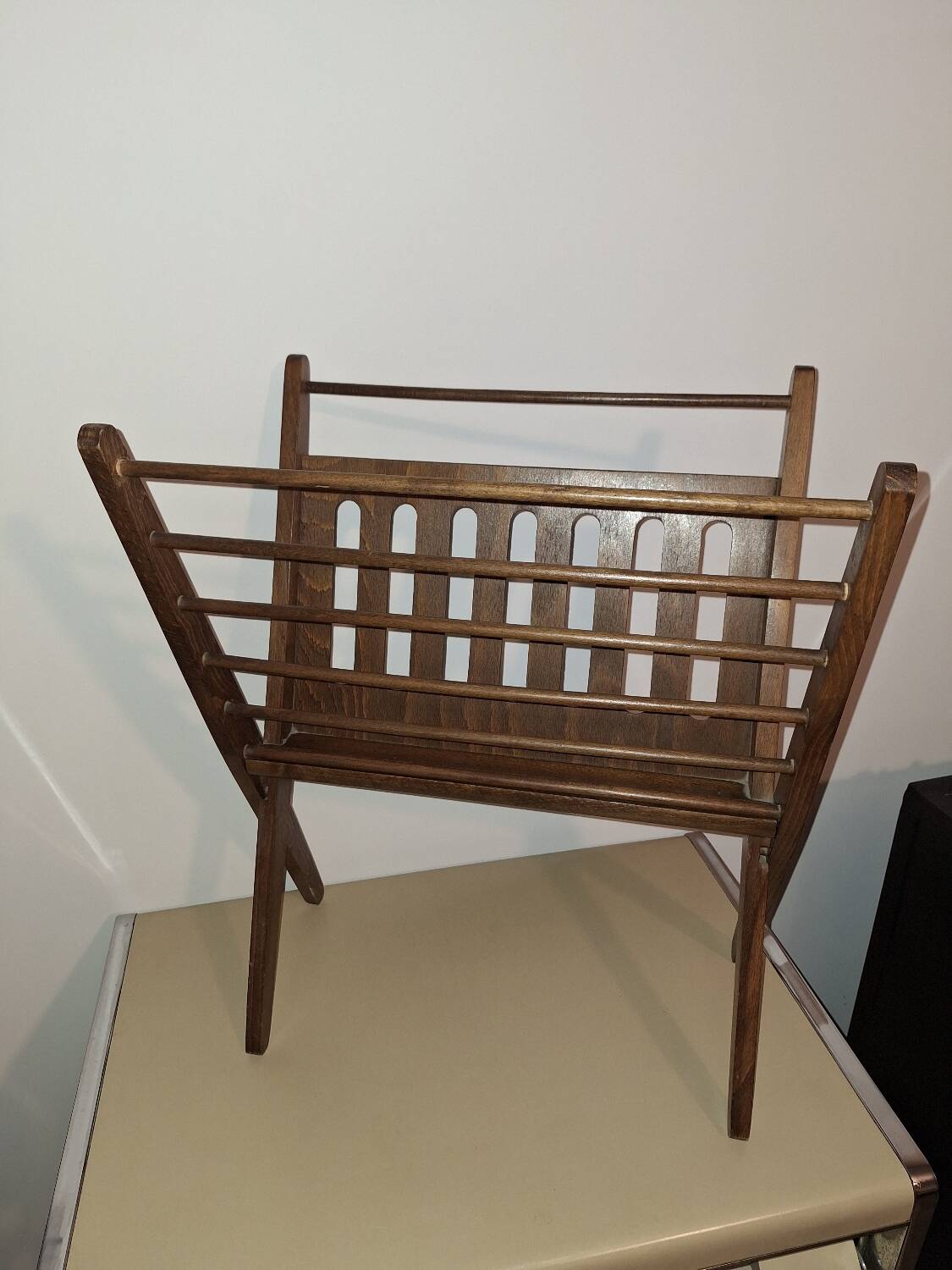 Scandinavian cees braakman magazine holder