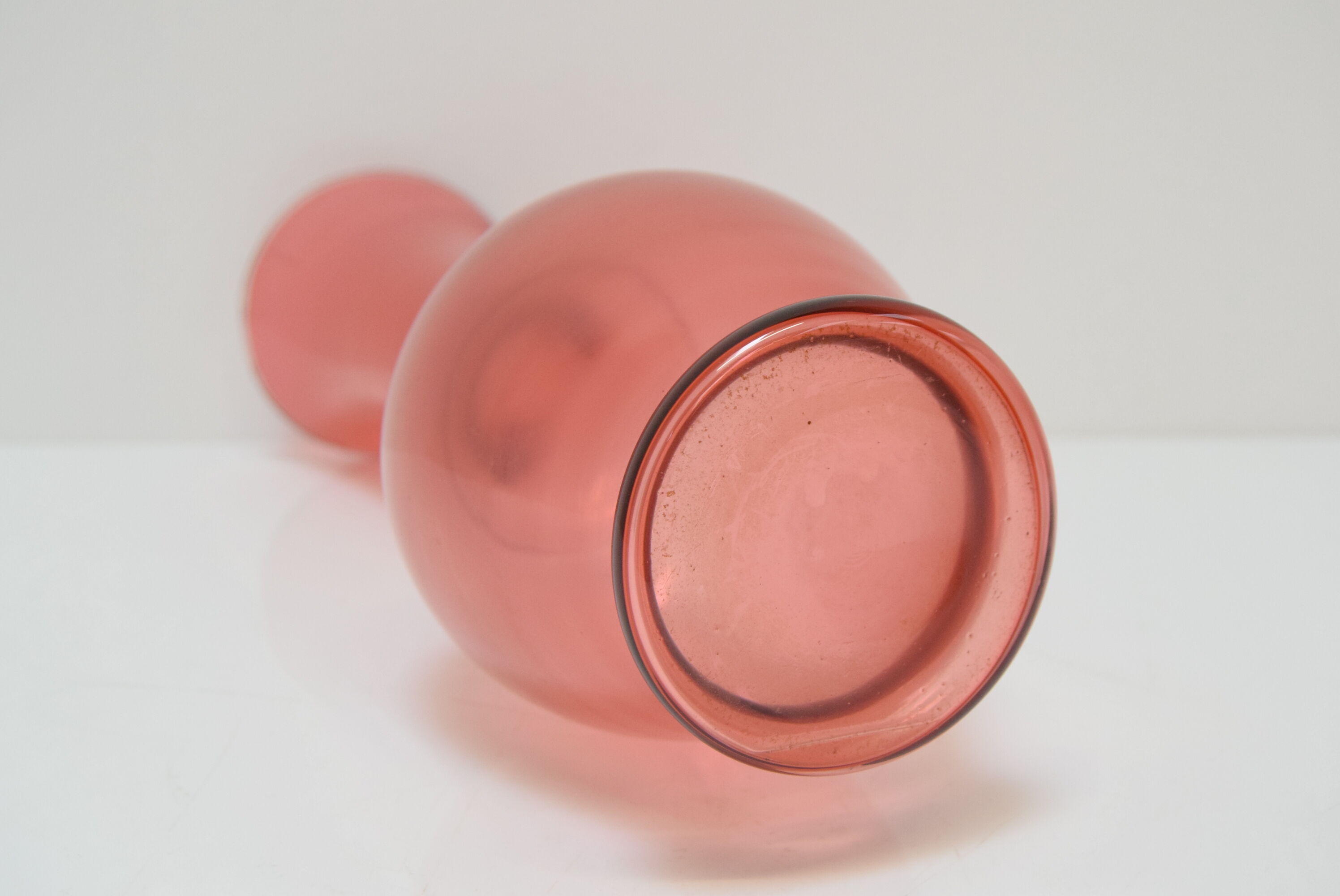 Art Czech glass vase, by Glasswork Novy Bor, 1950s