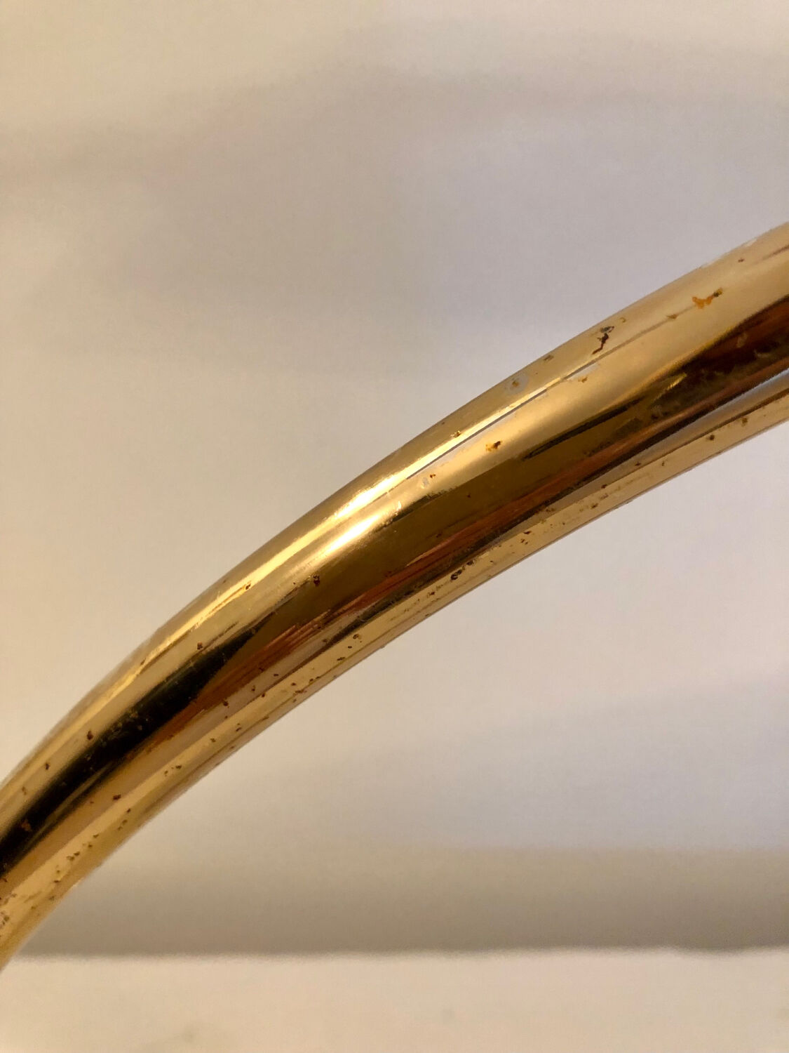 Vintage Italy brass articulated desk lamp.