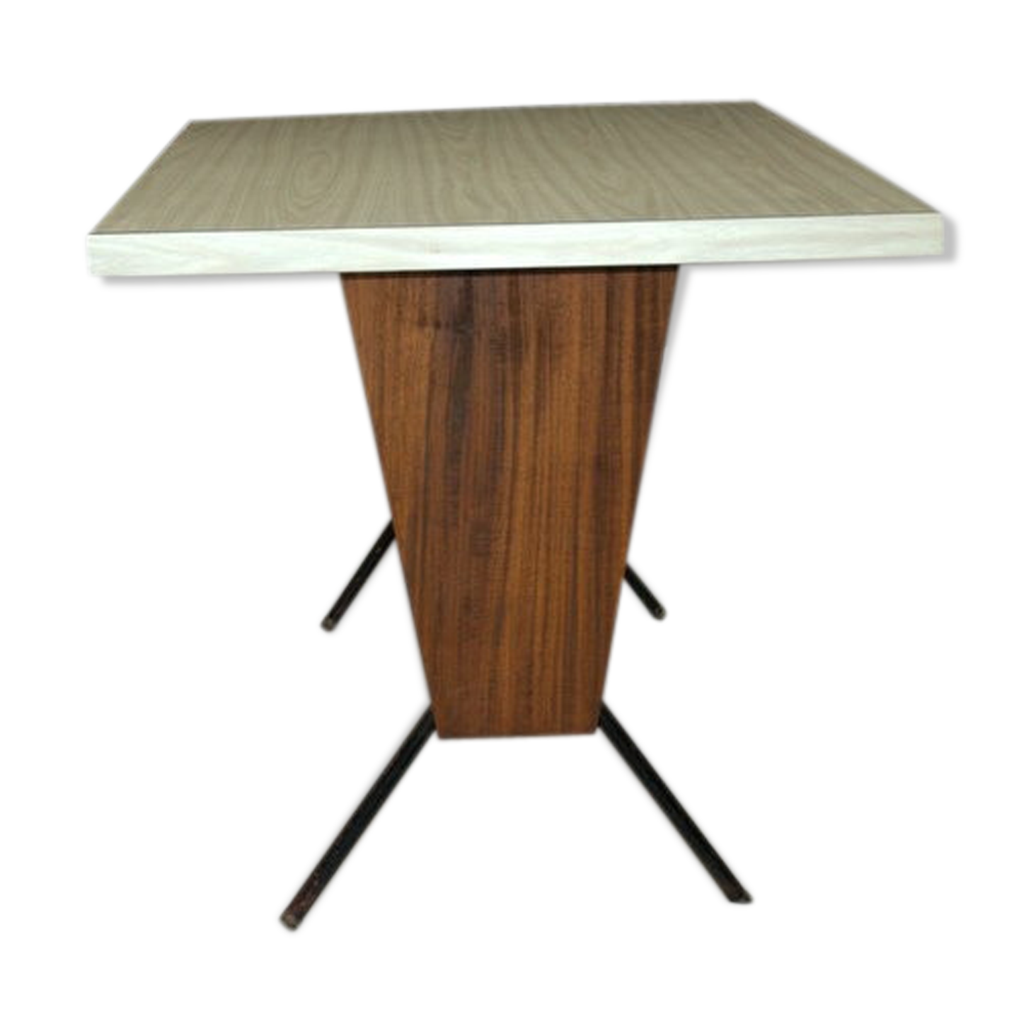 Bistro table year 50