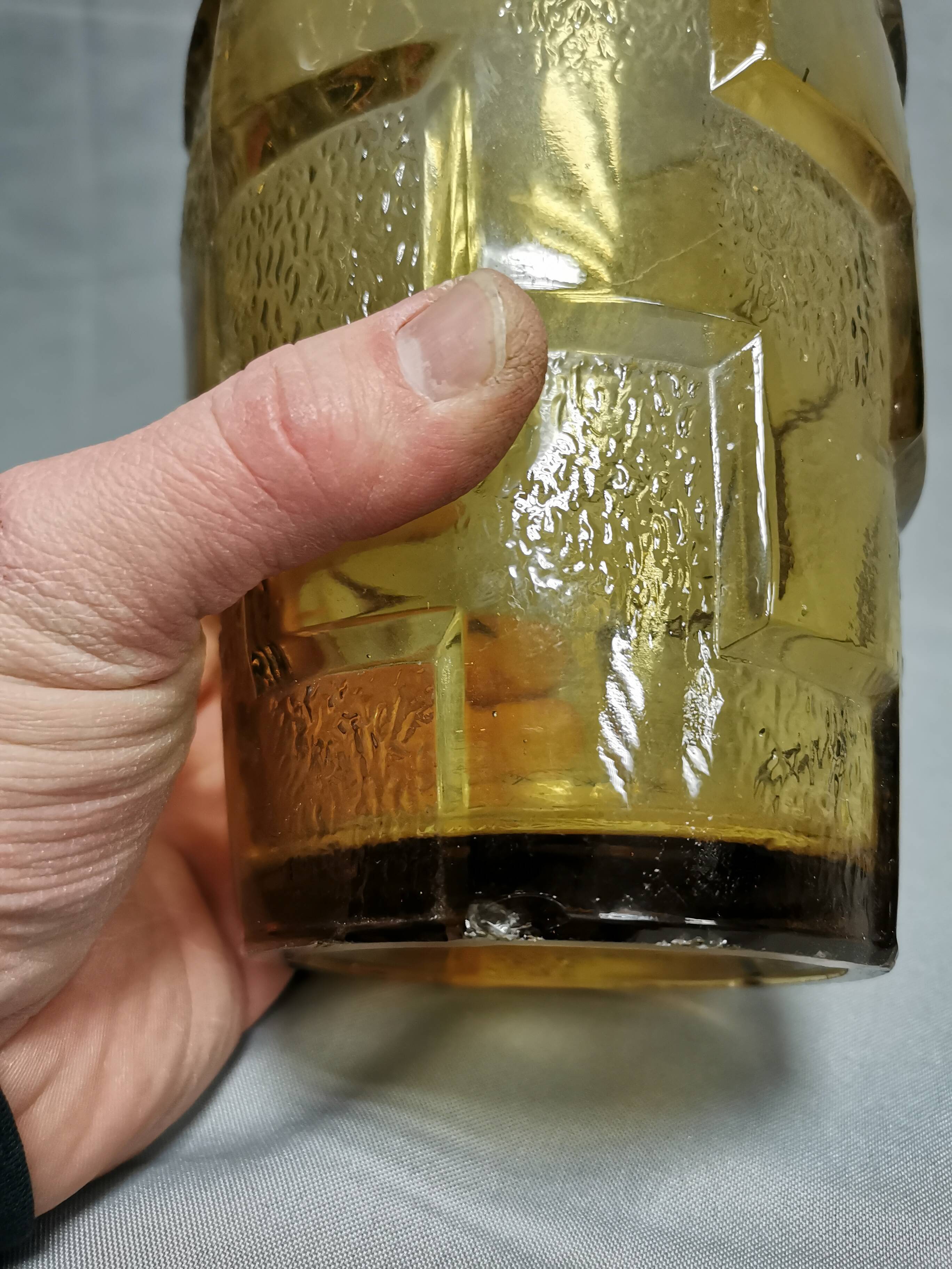 Stylized yellow glass vase, art deco