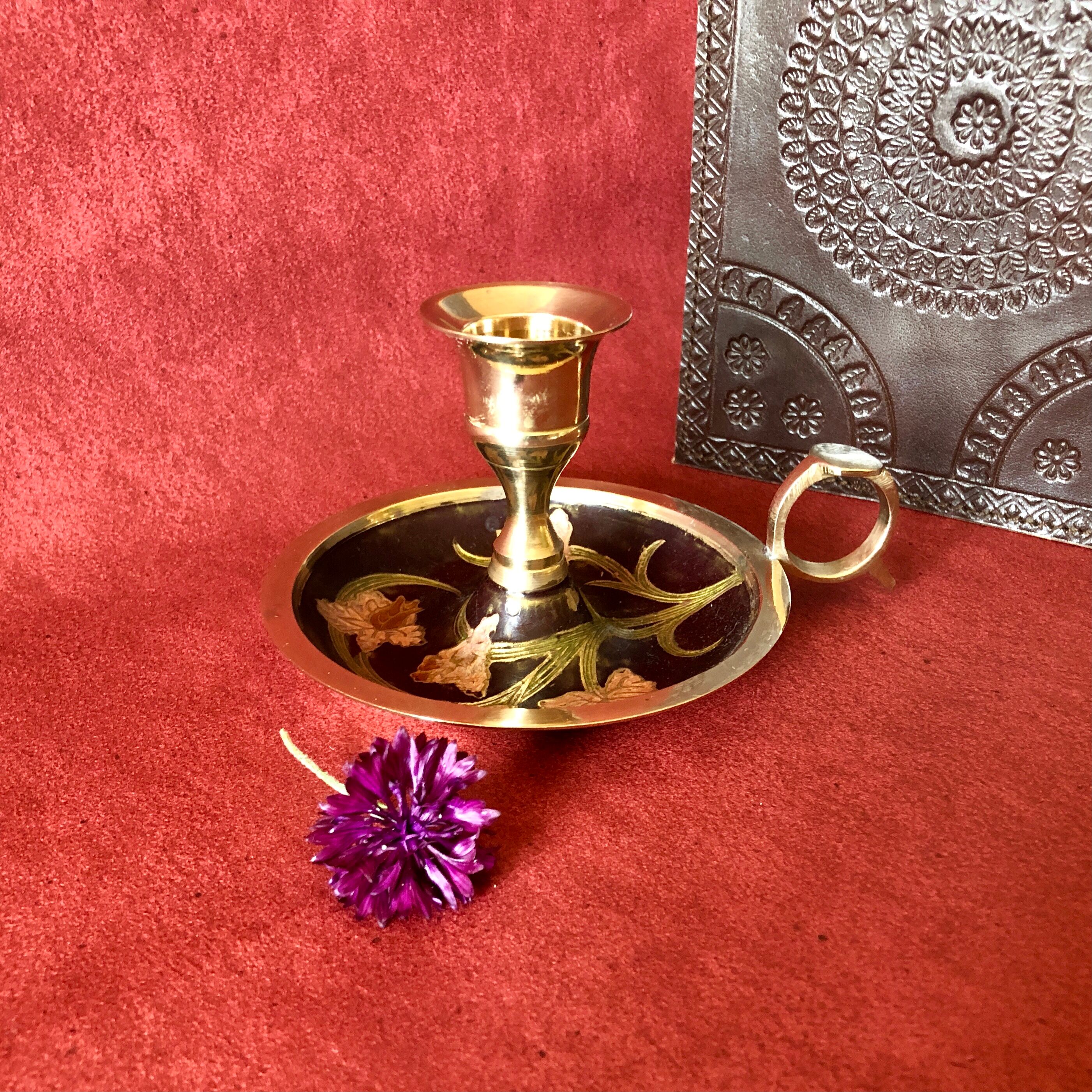 Hand candle holder brass partitioned floral decoration