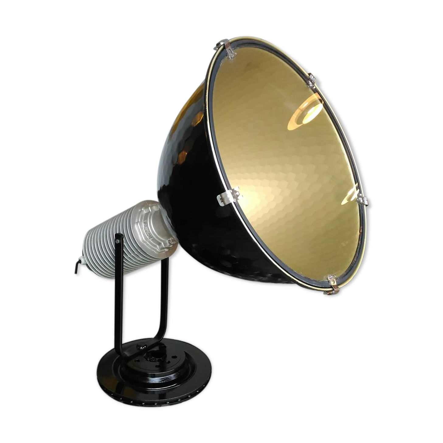 Reconditioned stand industrial projector