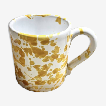 Mustard dots mug