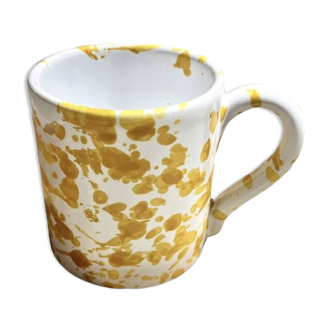 Mustard dots mug