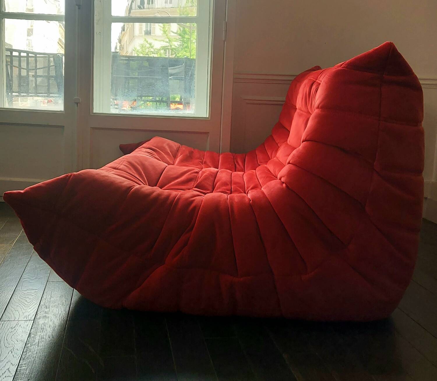 100% original - Togo 2-seater bench - Ligne Roset - Red Alcantara (Go