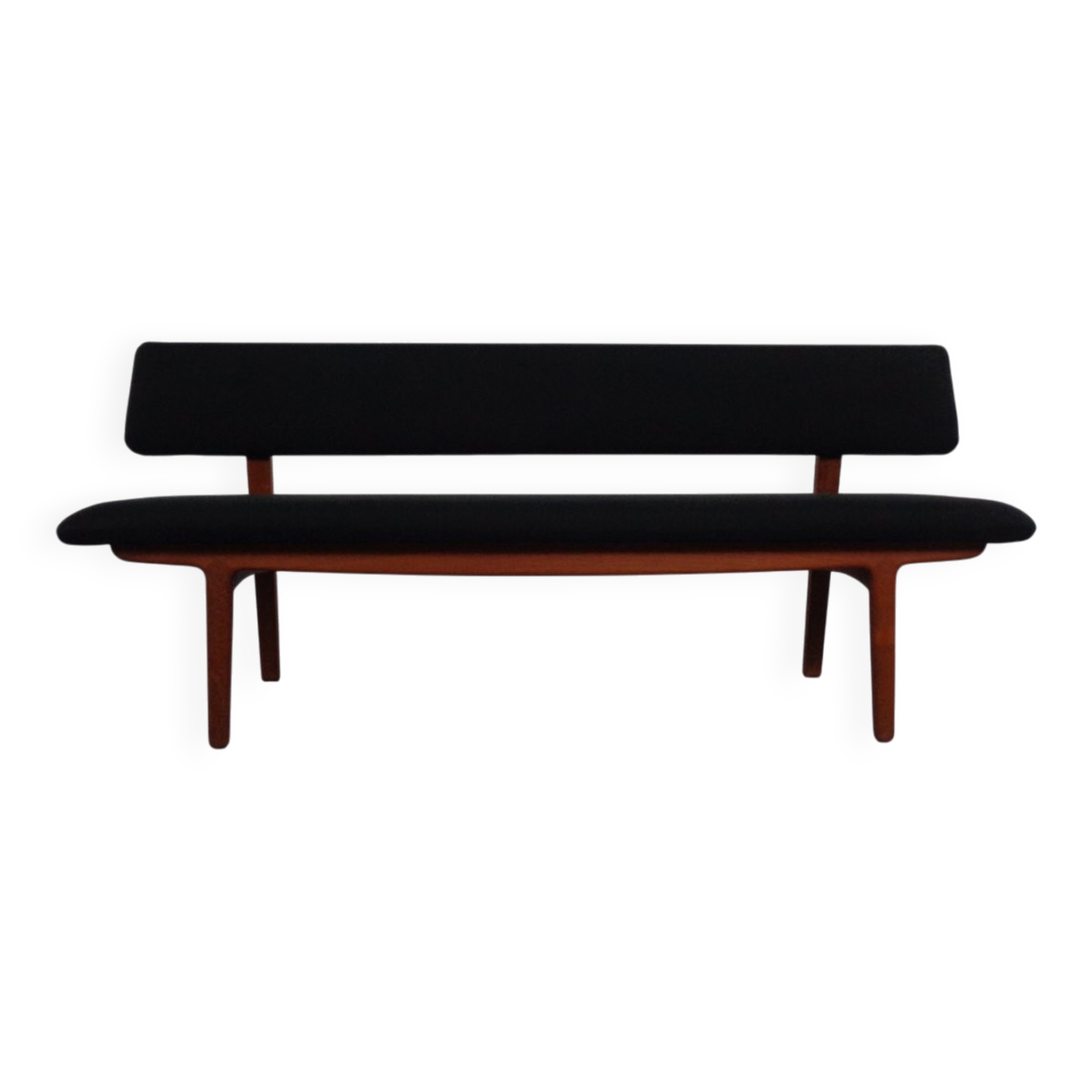 Large teak bench by Aksel Bender Madsen & Ejnar Larsen for Næstved Møbler, Denmark, 1950s.