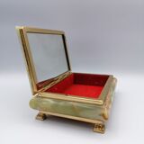 Vintage jewellery box in onyx