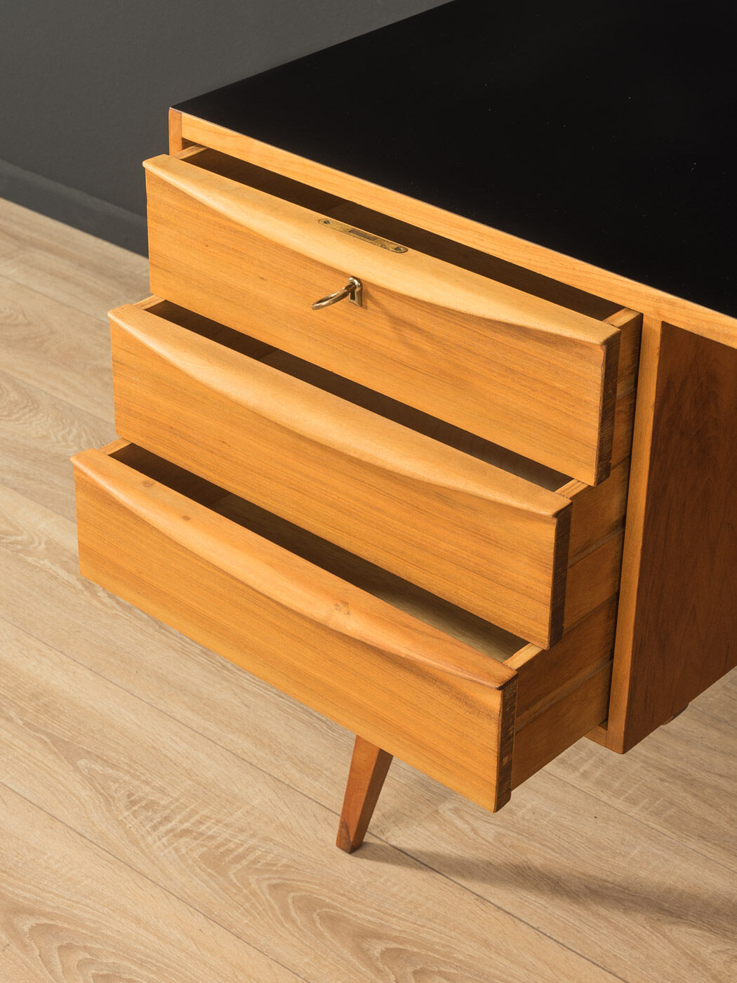Bureau des années 1950