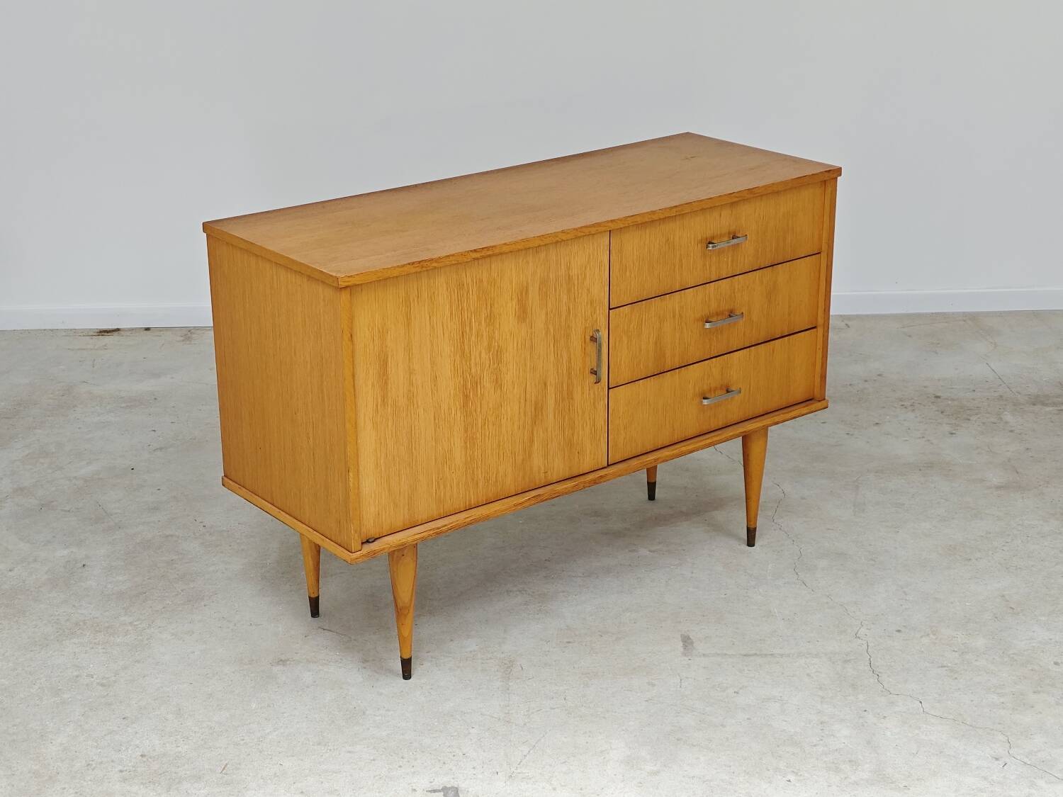 Petit Buffet / Commode style scandinave vintage en bois France 1970