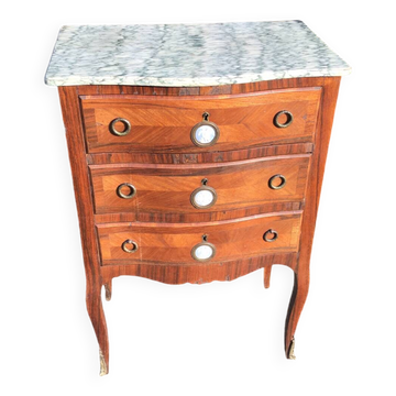 Small chest of drawers