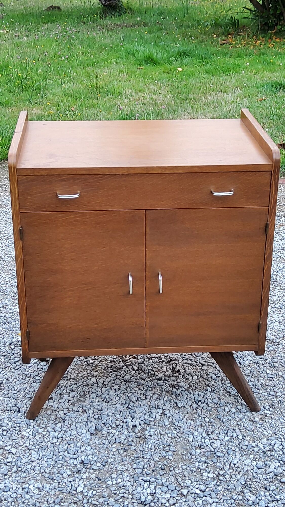 Vintage oak chest of drawers feet compass and fins of the 50s 2 doors 1 drawer