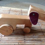 Chien en bois