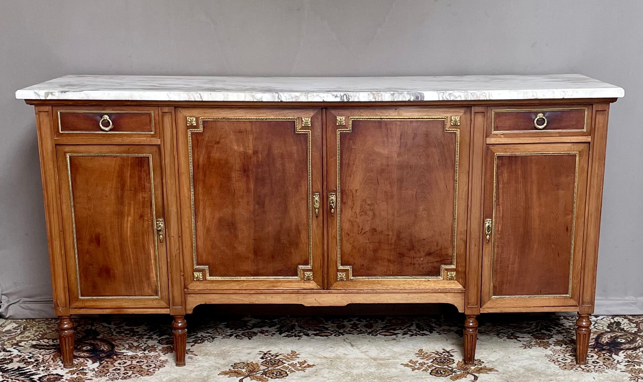 Enfilade de style Louis XVI