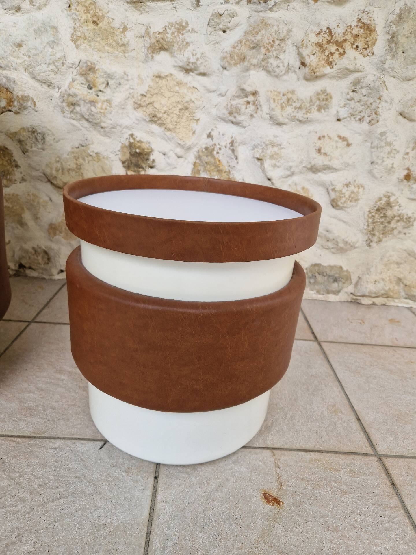 Barrel chair + 2 poufs Selac 1970s cognac and white faux leather