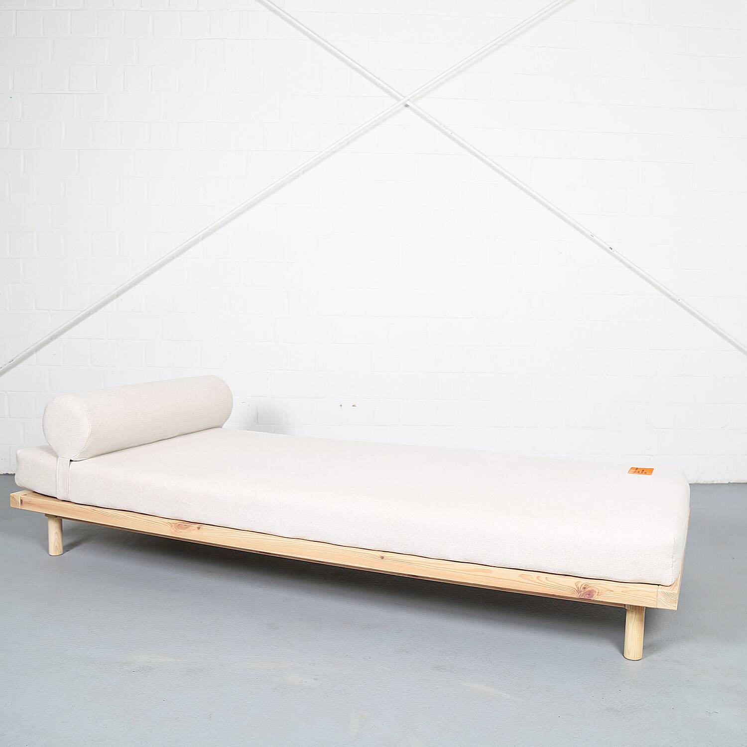 Virgil abloh x ikea design daybed markerad limited