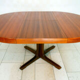 Extendable round dining table, teak, 1960