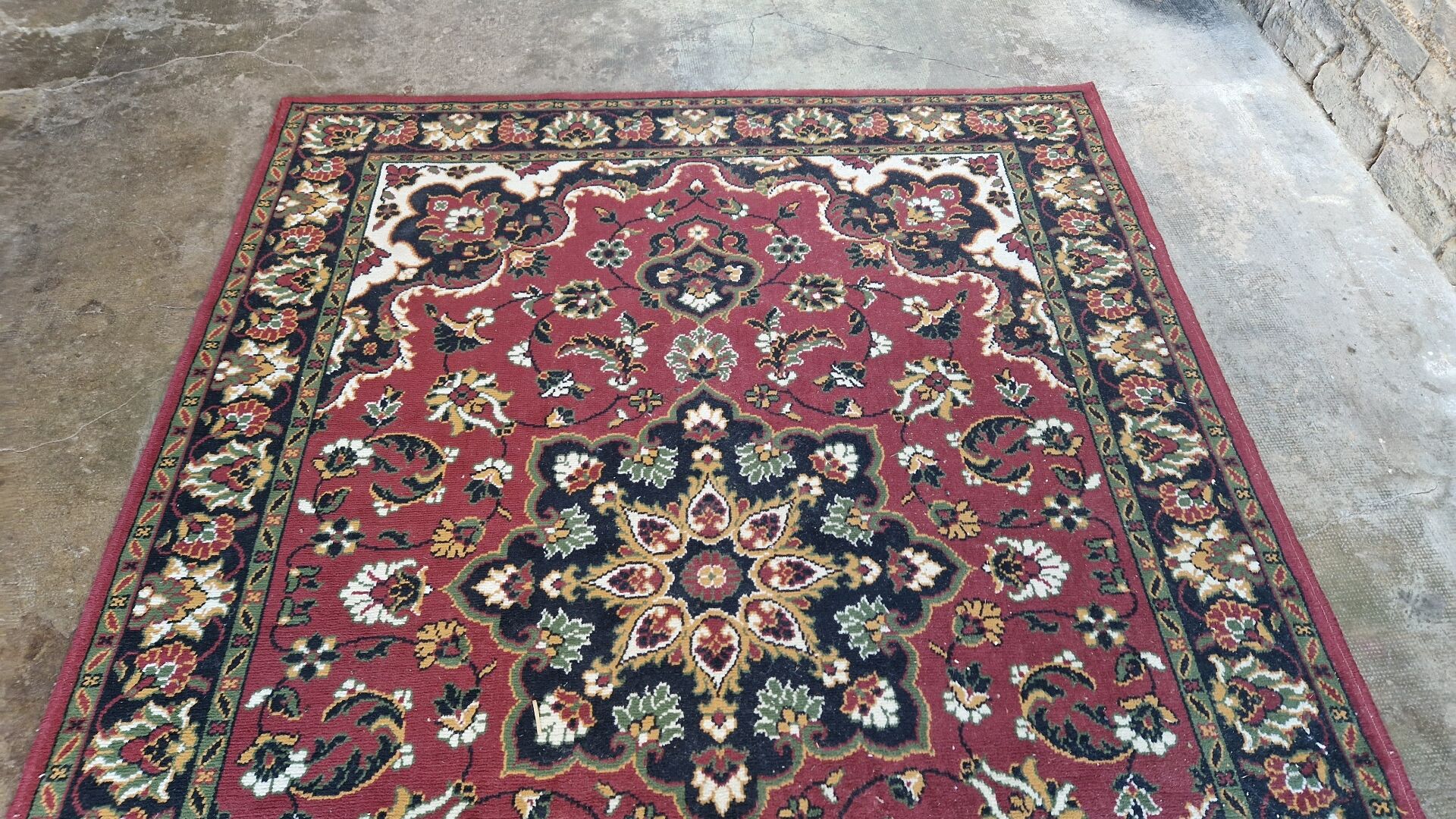 red oriental carpet 2 m 29 x 1 m 71