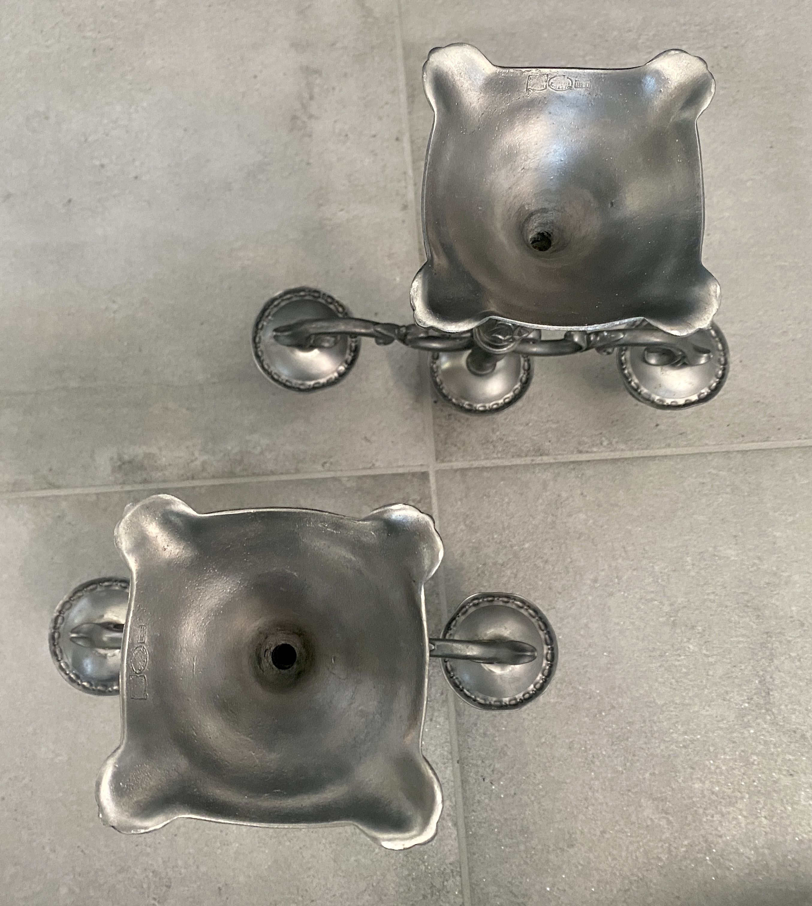 Pair of pewter candle holders - Made in Italy - 70s