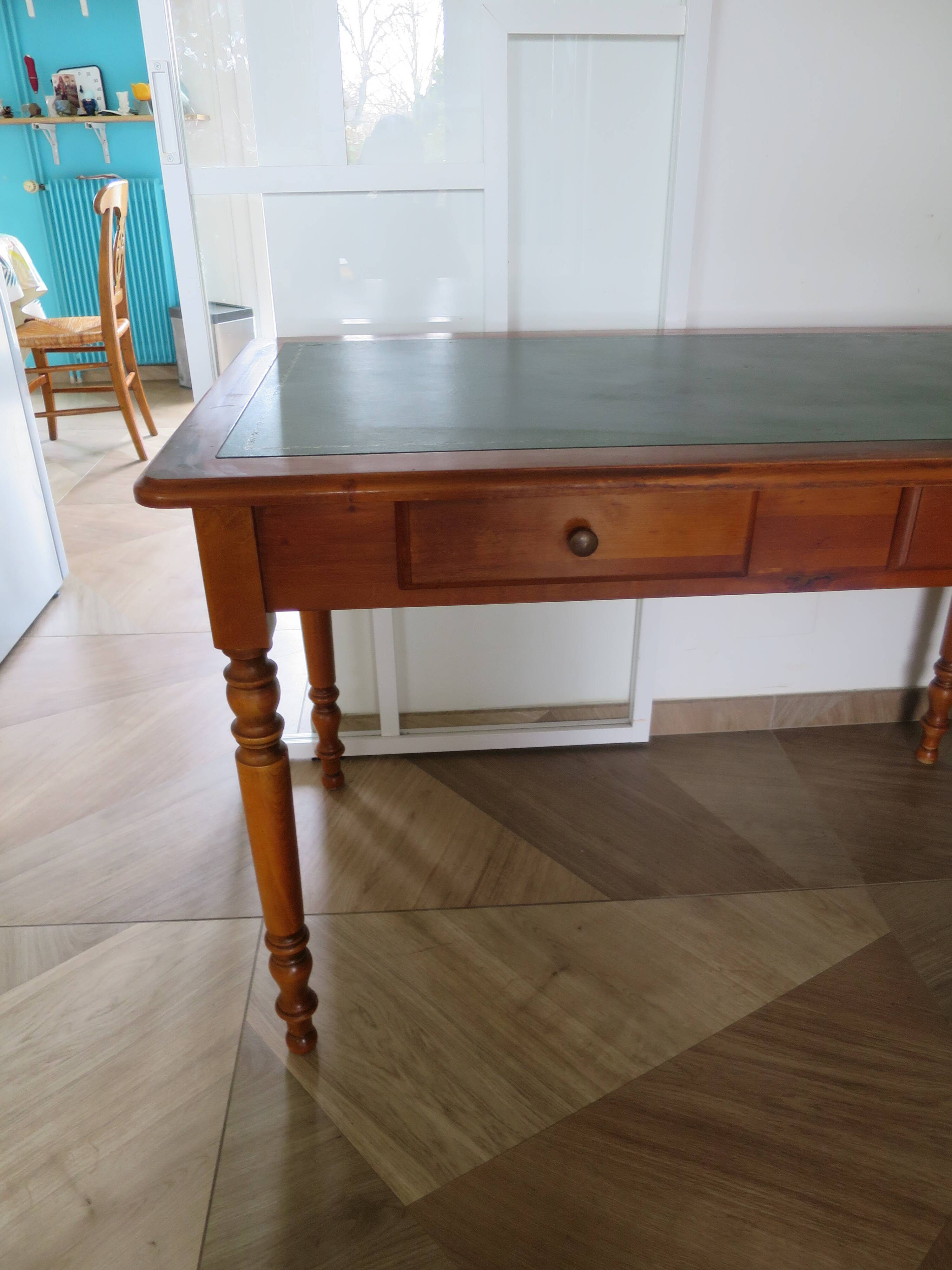 Minister's desk style L. Philippe – 2 drawers – cherry wood – faux leather desk mat