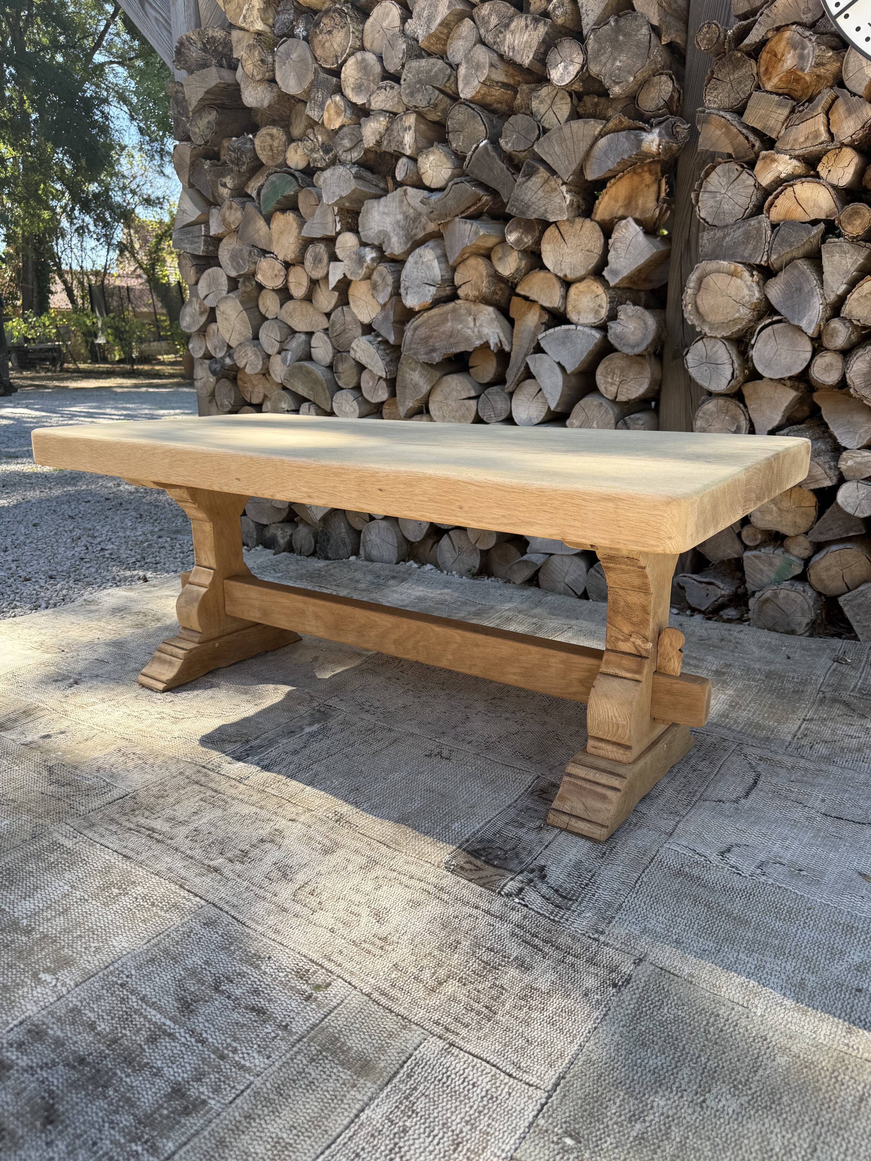 Table basse monastère