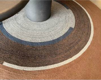 Round Elitis rug