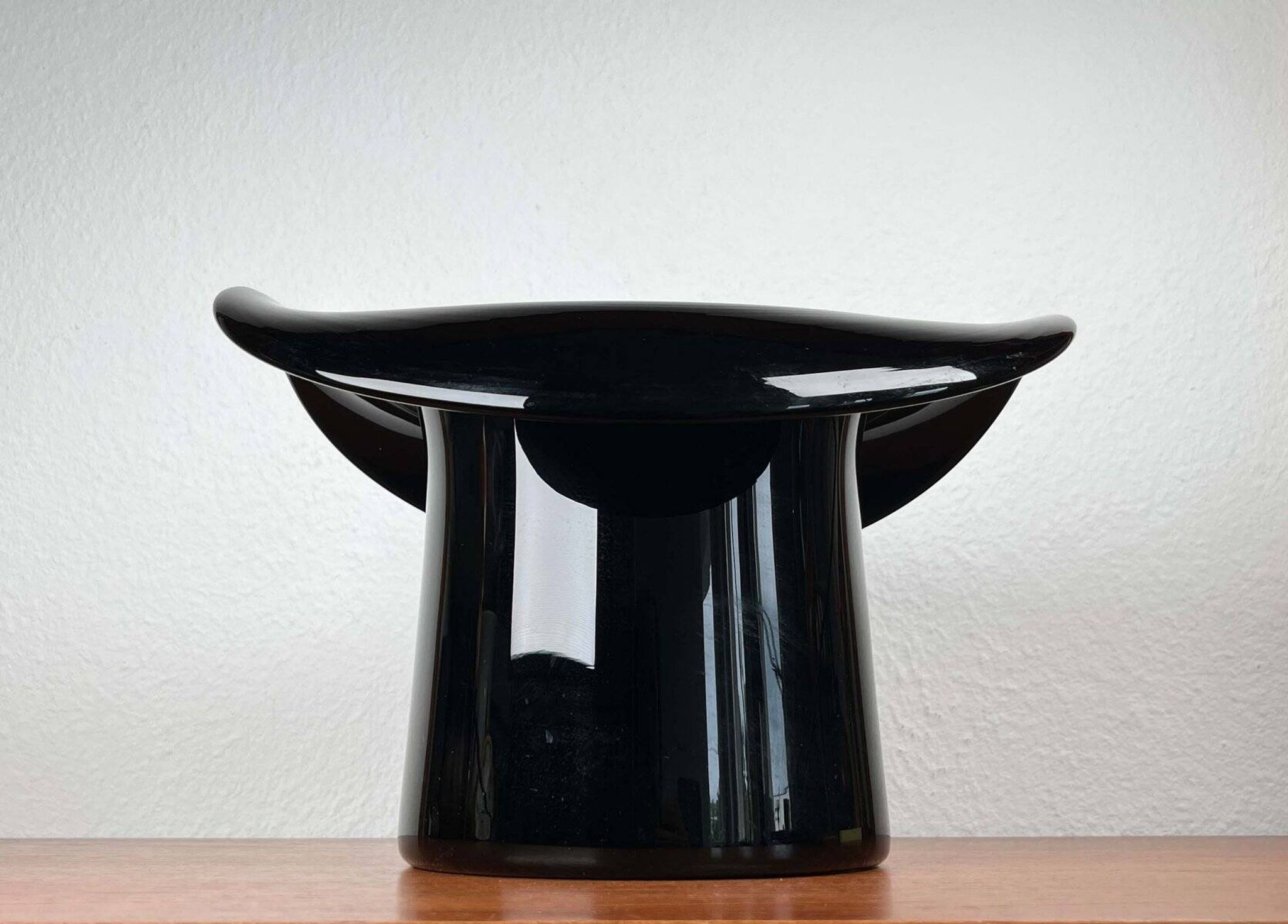 Vintage Italian vase top hat in Murano glass, 1980s.