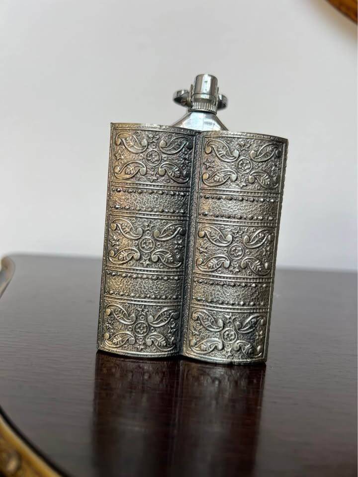 Napoleon lighter