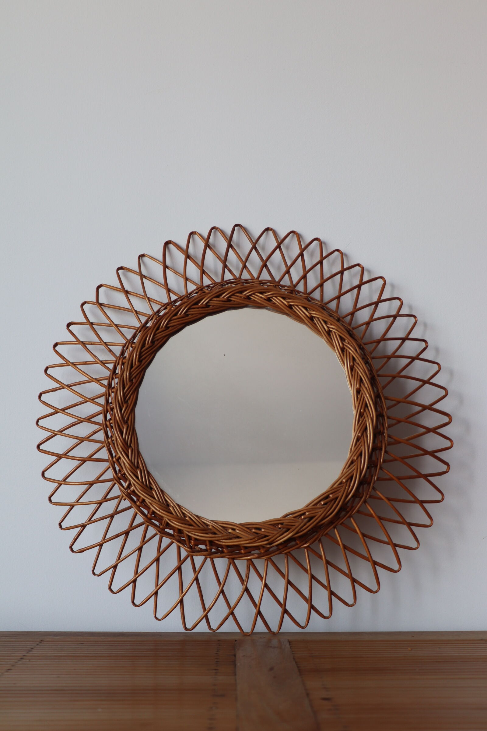 Vintage wicker sun mirror 45x45cm