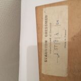 Box of 32 boxwood chess pawns