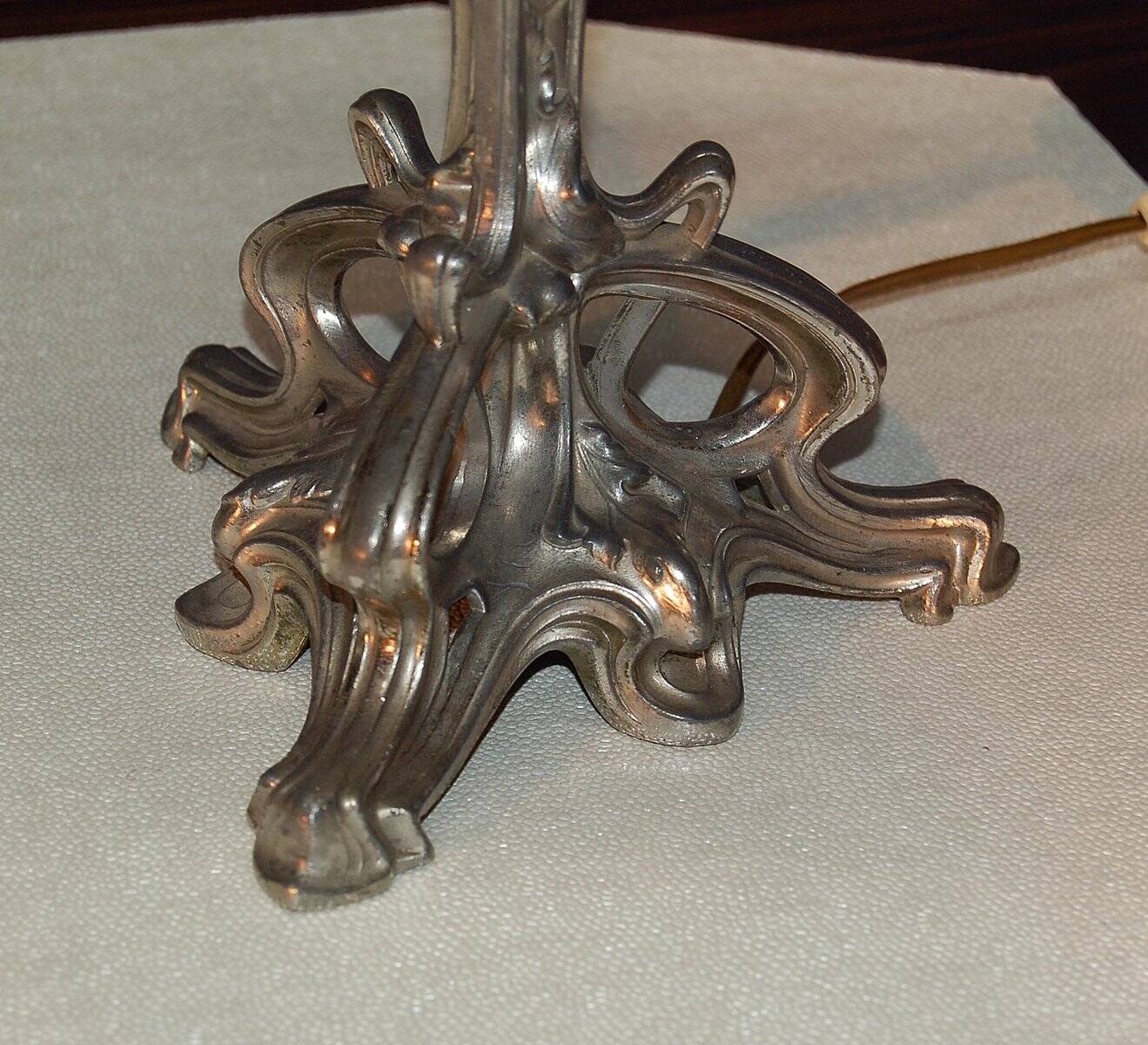 Art Nouveau period lamp with thistles