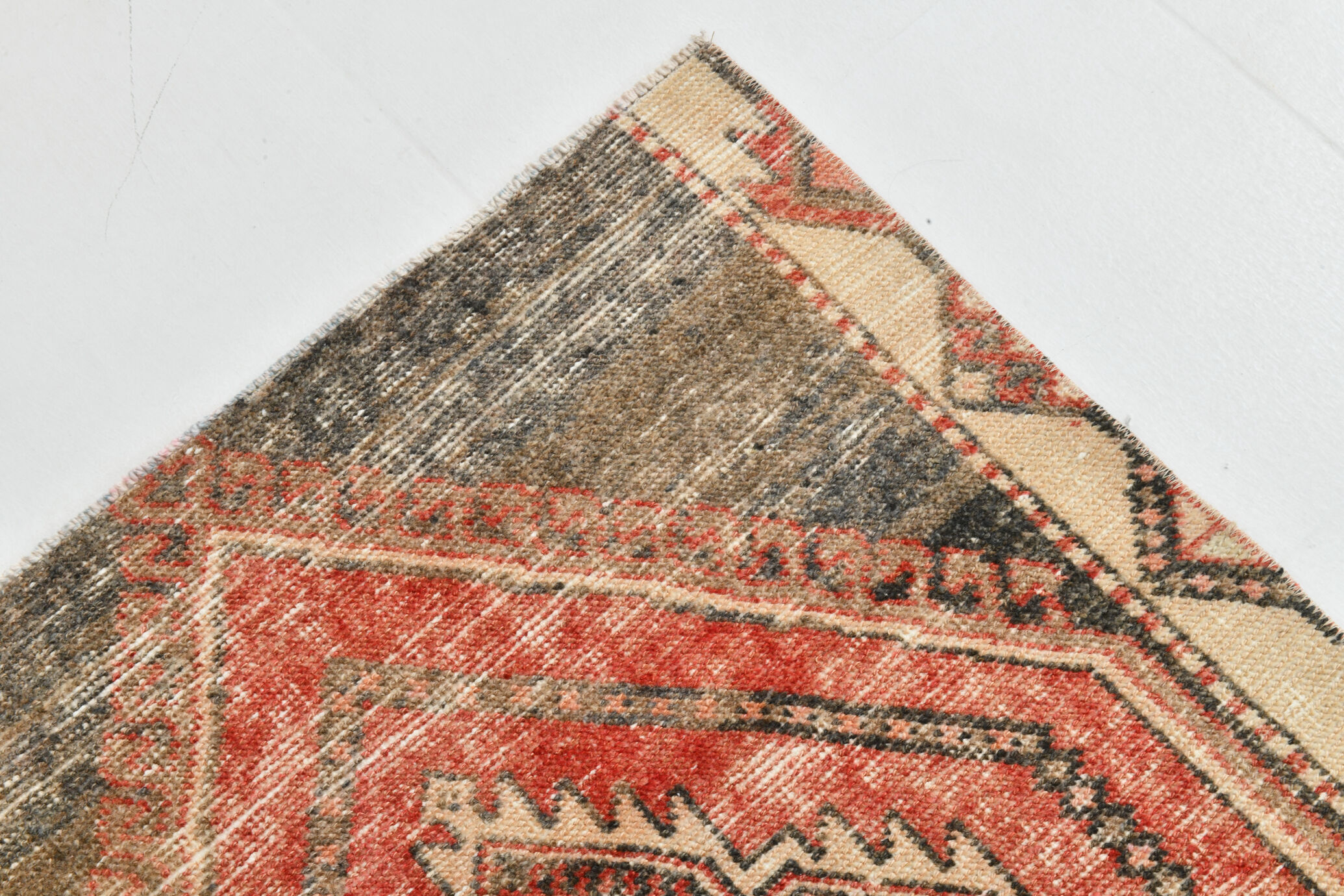 3x12 Persian Classic Runner Rug, 85x356Cm