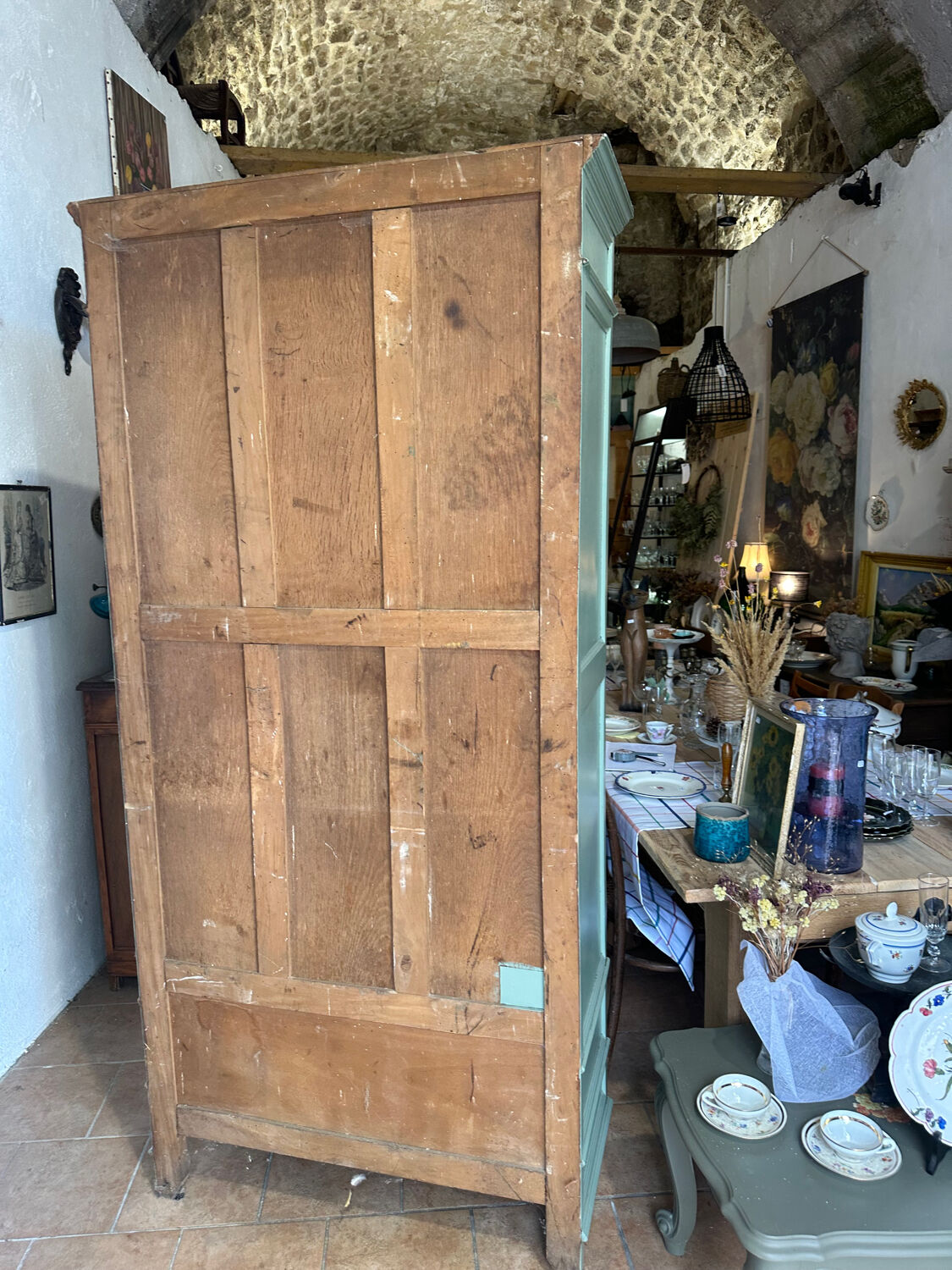 Renovated bonnetière wardrobe