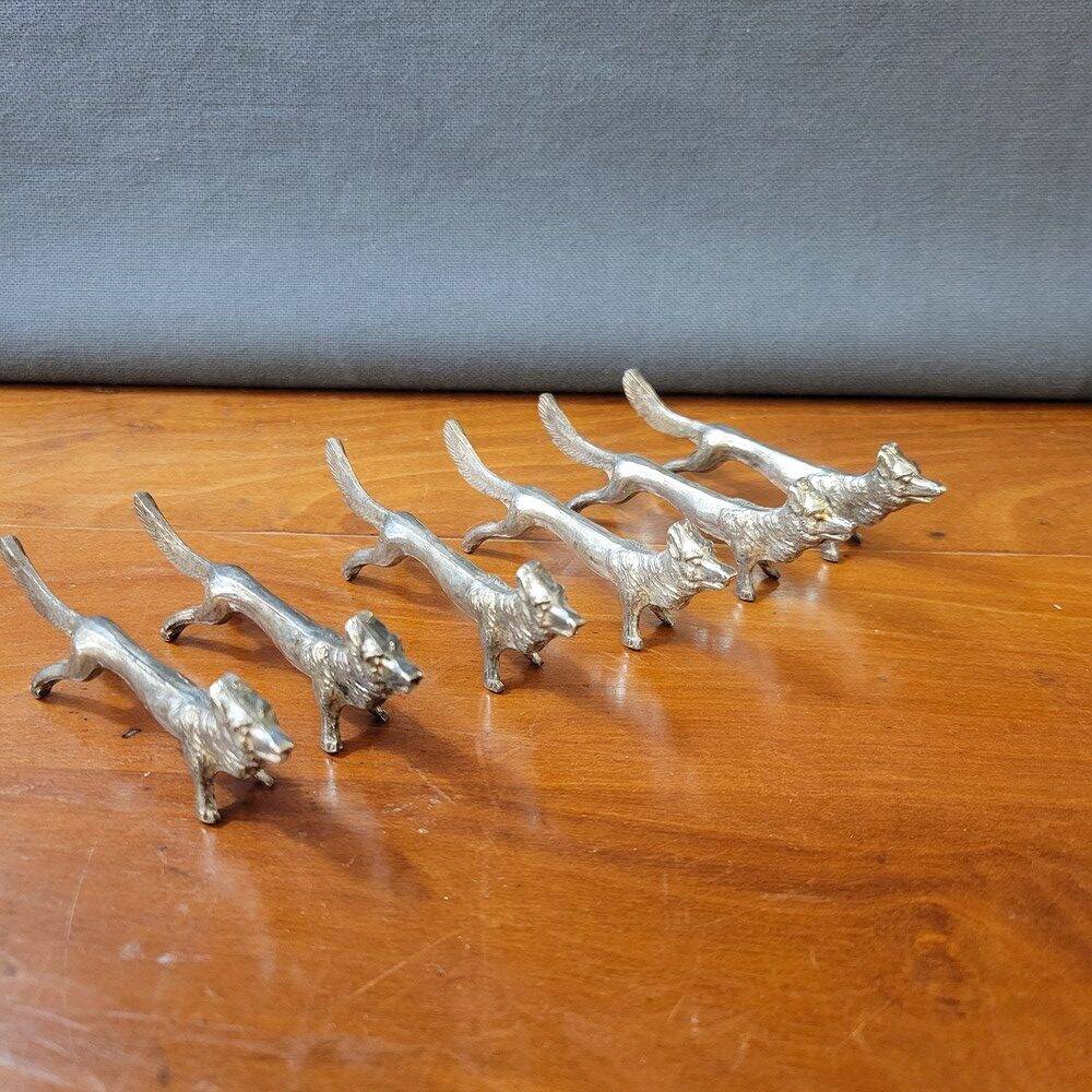 6 animal-shaped knife rests