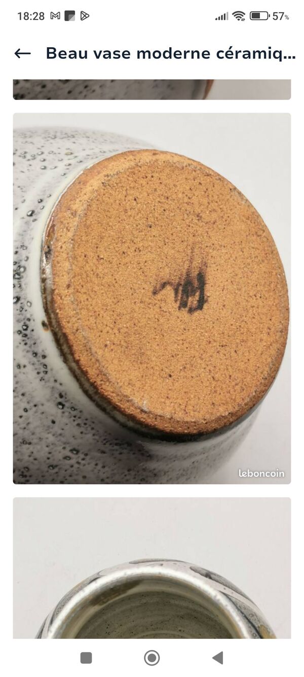 Vase céramique vernissée signé