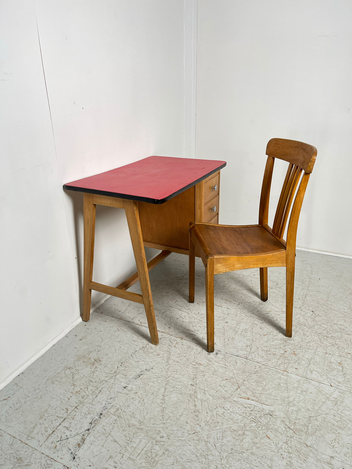 Compass leg desk 1970