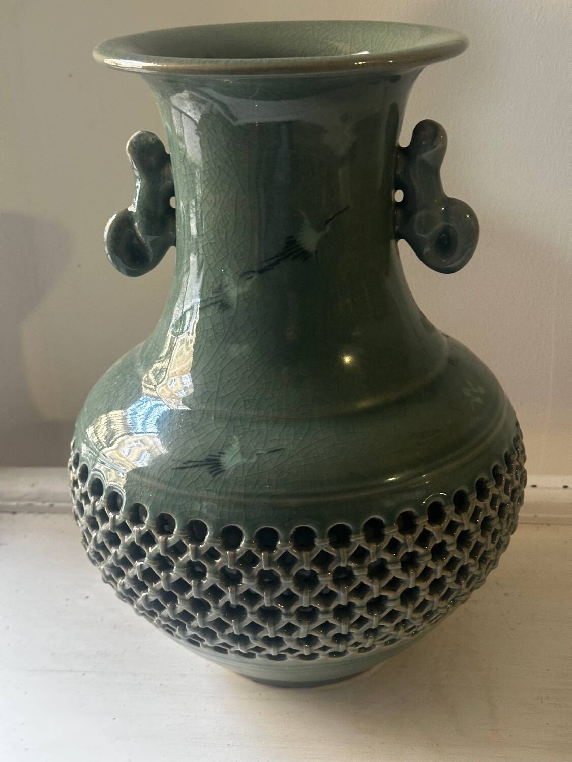 Celadon vase with openwork cranes H 29 cm