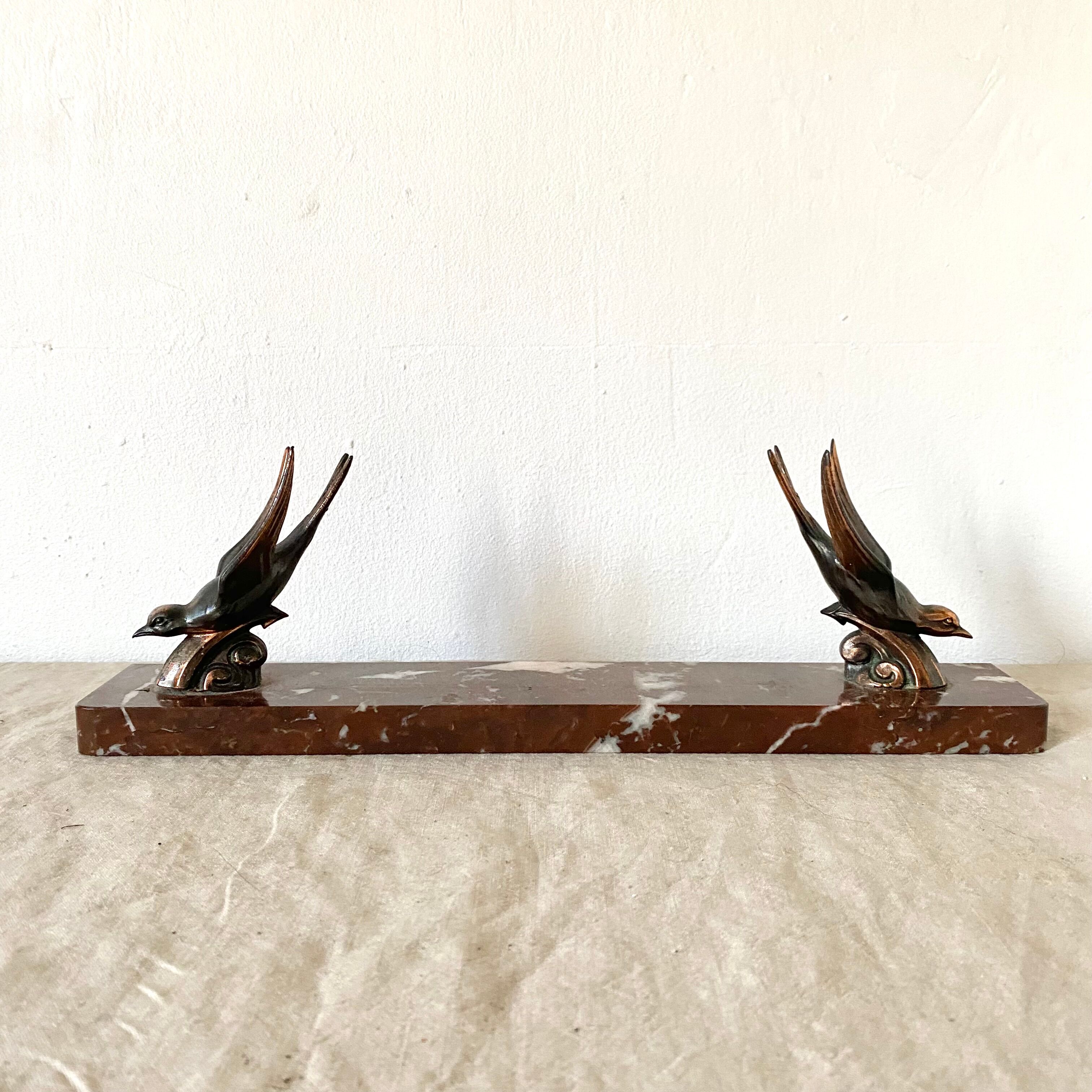 Greenhouse books marble and regulates birds