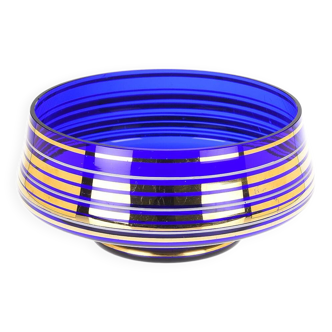 Empty pocket where decorative bowl in ultramarine blue glass and gold threads