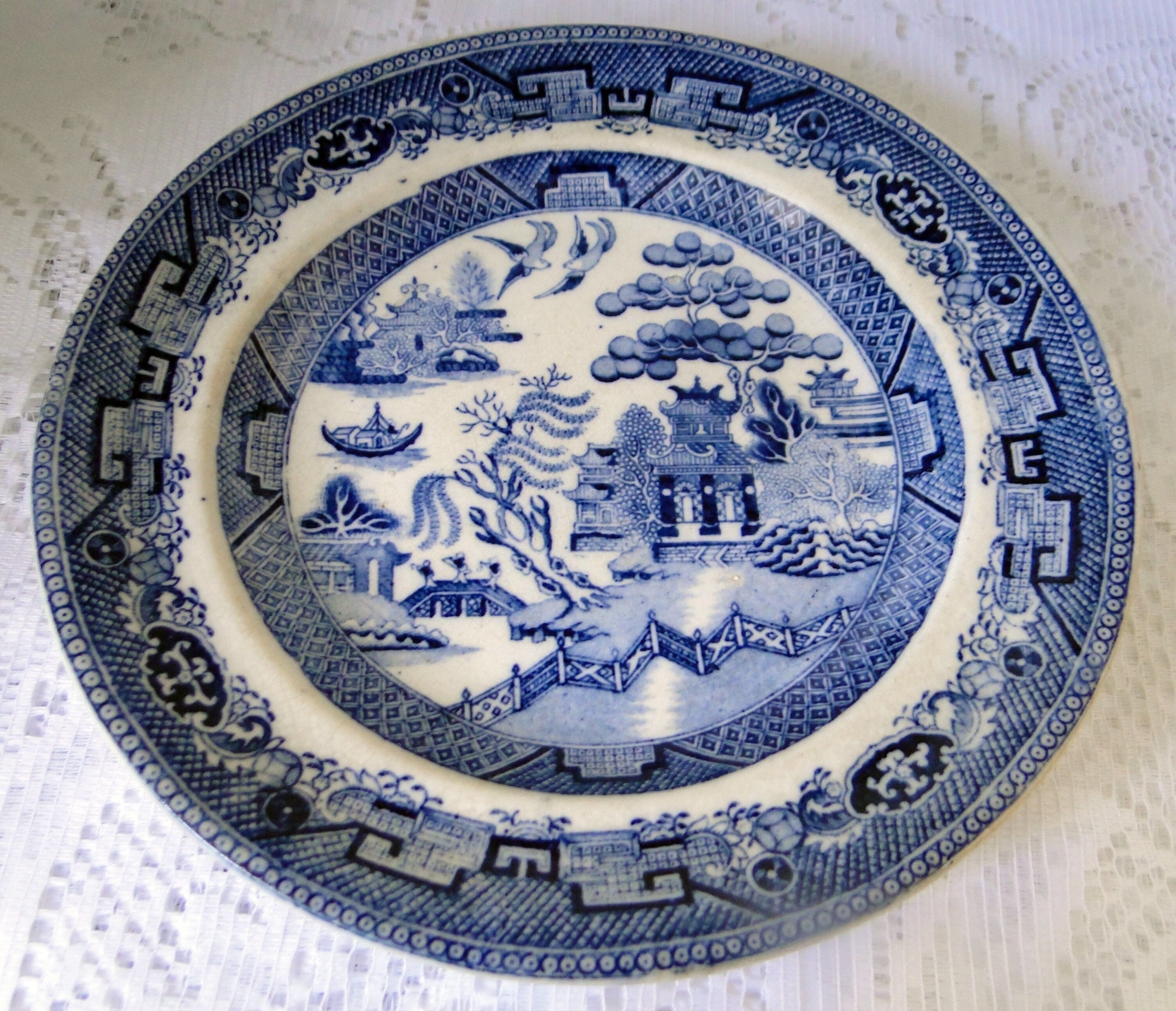 PLATE OLD CHINESE LANDSCAPE STAMPED ON THE BACK IMPERIAL STONE ENGLAND