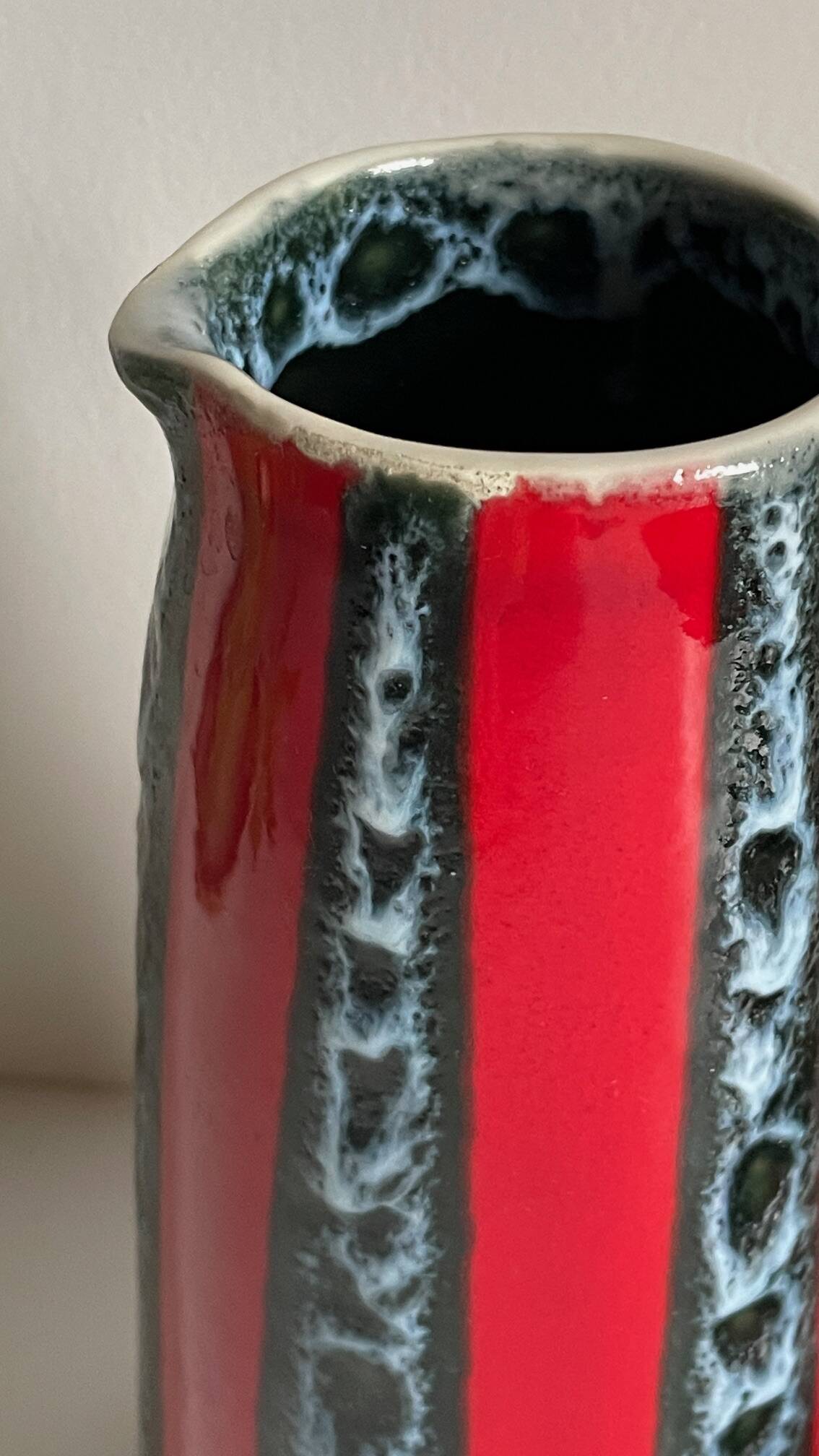 2 pichets, vases vintage en céramique d’art Luc Vallauris