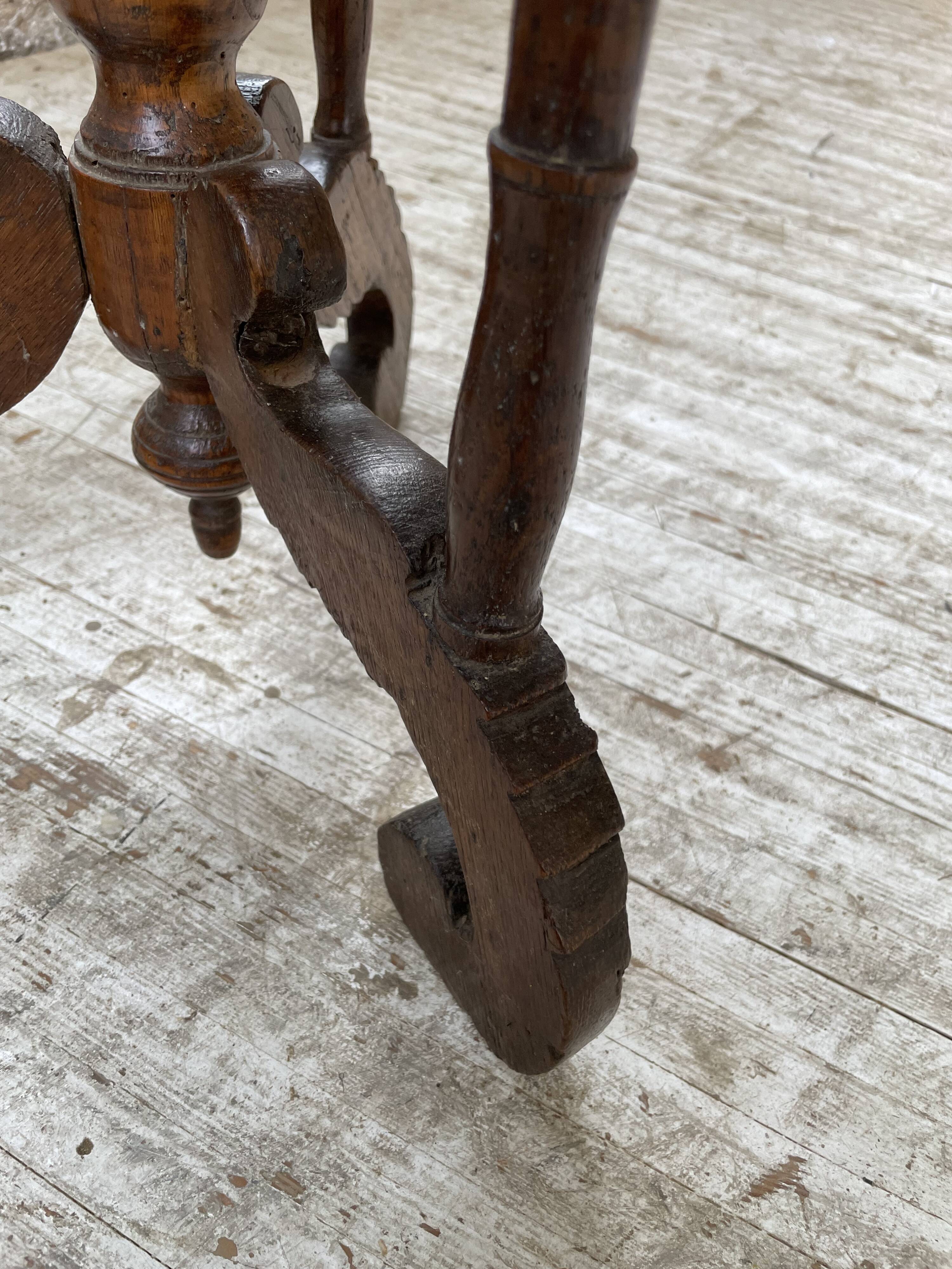 19th century oak pedestal console
