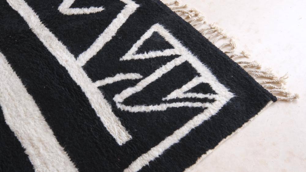 Modern Berber Rug - 298 x 207 cm