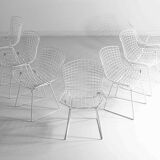 Set of 7 white coated wire chairs by Harry Bertoia for Knoll, 1970s